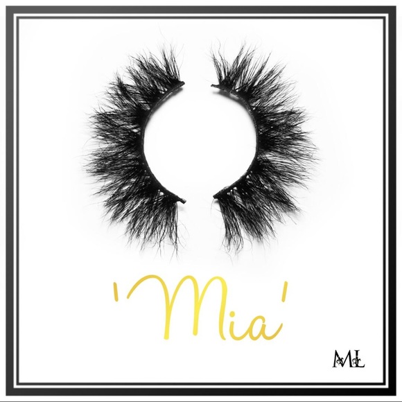 Eyelashes✨ - Picture 9 of 16